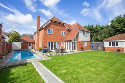 Sturry Hill, Sturry, Canterbury, CT2 5 bed detached house for sale