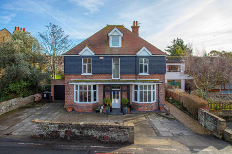 The Street, Birchington, CT7 5 bed detached house for sale