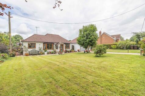 Canterbury Road, Ashford, TN25 3 bed bungalow for sale