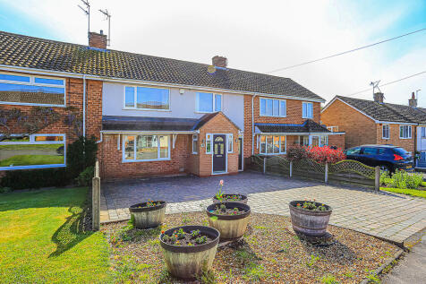 3 bedroom town house for sale