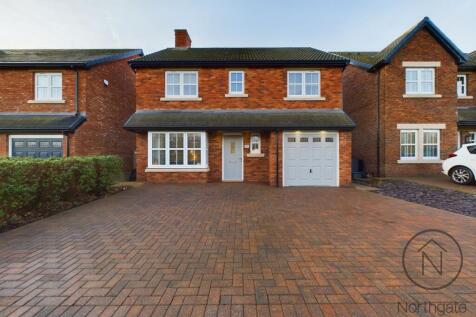 4 bedroom detached house for sale