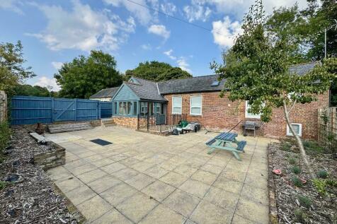 4 bedroom barn conversion for sale