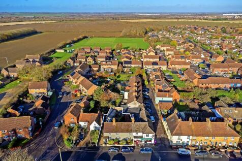 High Street, Houghton Conquest... 4 bed semi