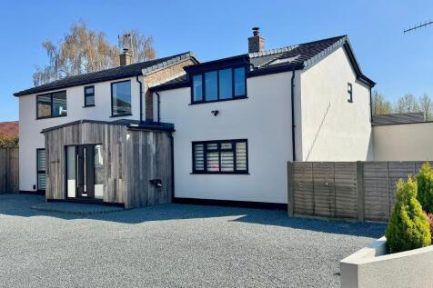5 bedroom detached house for sale