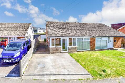 2 bedroom semi-detached bungalow for sale