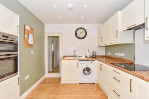 2 bedroom semi-detached bungalow for sale