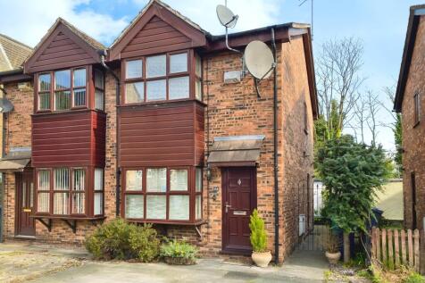 2 bedroom semi-detached house for sale