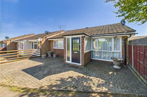 Broom Knoll, East Bergholt... 3 bed bungalow for sale