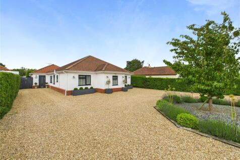 The Drift, East Bergholt, Colchester... 4 bed bungalow for sale