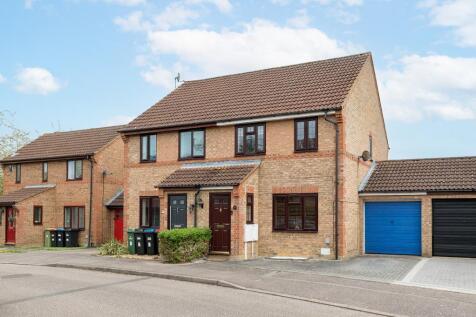 Browns Wood, Milton Keynes MK7 3 bed semi