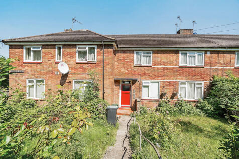 Muirfield Road, Watford, Hertfordshire 1 bed apartment for sale