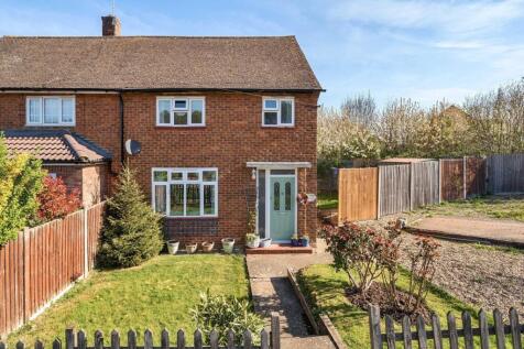 2 bedroom semi-detached house for sale
