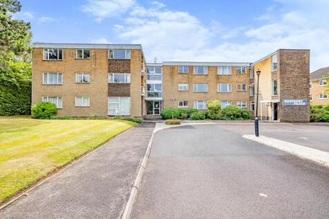 Eastbury Place, Northwood, Hertfordshire 2 bed apartment for sale