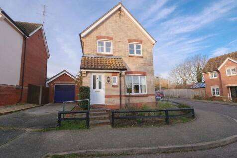 Coucy Close, Framlingham, Suffolk 3 bed detached house for sale
