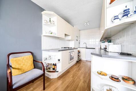 Clarendon Walk, Notting Hill, London... 2 bed flat for sale