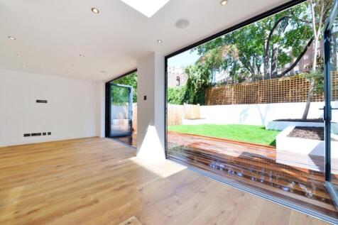 Edith Road, West Kensington, London, W14 3 bed flat for sale