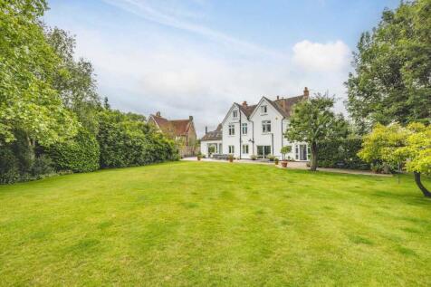 Montagu Road,  Datchet SL3 7 bed detached house for sale