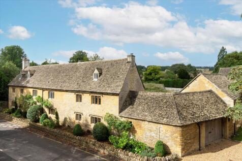 6 bedroom detached house for sale