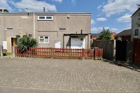 3 bedroom end of terrace house for sale