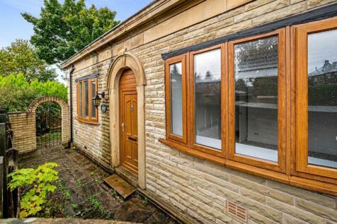 2 bedroom detached bungalow for sale