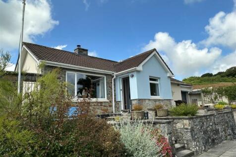 Brill, Nr Constantine TR11 2 bed detached bungalow for sale