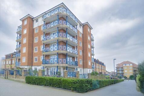 Anguilla Close, Eastbourne, BN23 3 bed apartment for sale