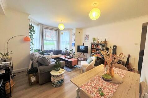 Fourth Avenue, Hove 2 bed apartment for sale