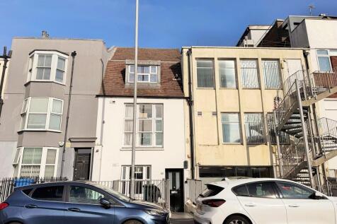 Clarence Square, Brighton 1 bed apartment for sale