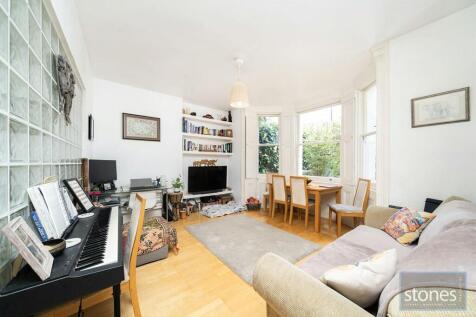 Winchester Road, London, NW3 2 bed apartment for sale