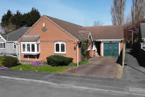 3 bedroom detached bungalow for sale