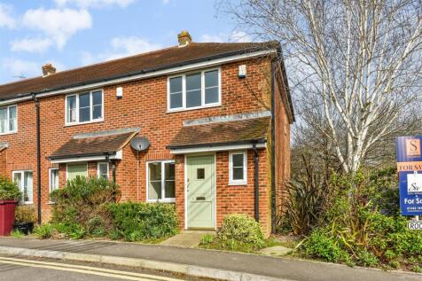 2 bedroom end of terrace house for sale