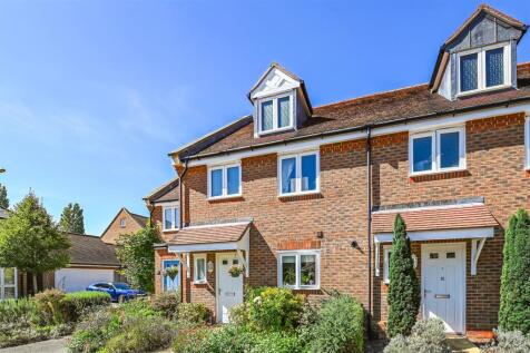 Old Common Close, Birdham, Chichester 3 bed house for sale