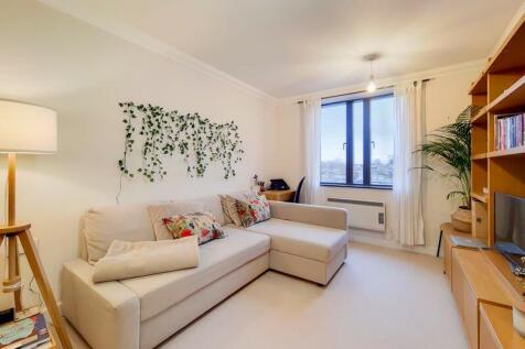 1 bedroom flat for sale