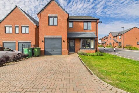 4 bedroom detached house for sale