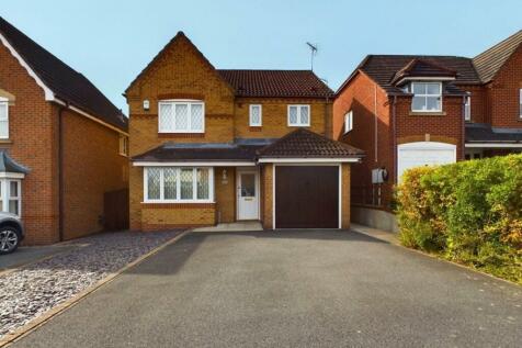 4 bedroom detached house for sale