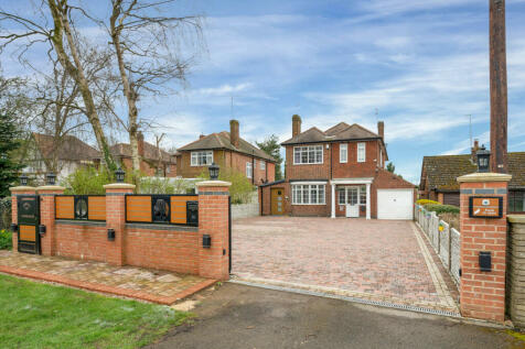 5 bedroom detached house for sale