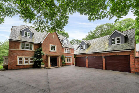 5 bedroom detached house for sale