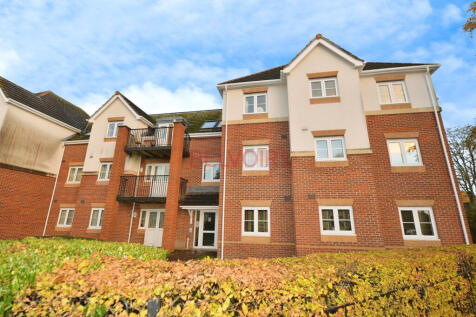 Hiltingbury Road, Eastleigh SO53 2 bed flat for sale