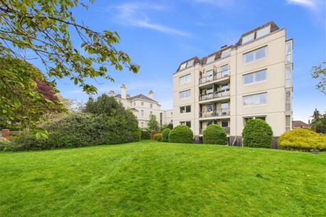Pittville Circus Road, Cheltenham... 2 bed apartment for sale