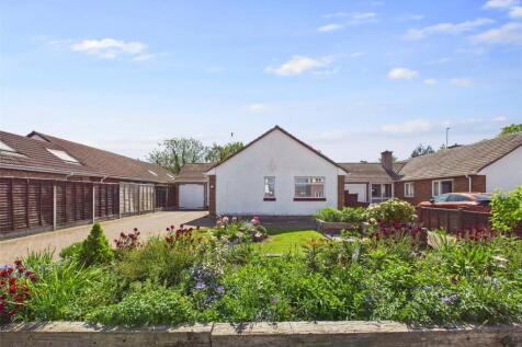 Yarnolds, Shurdington, Cheltenham... 3 bed bungalow for sale