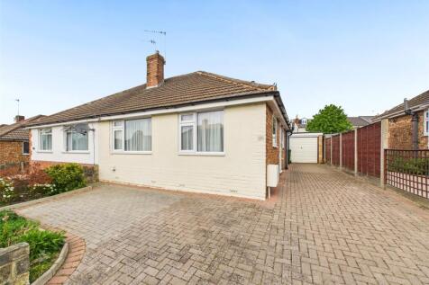 Strickland Road, Cheltenham... 2 bed bungalow for sale