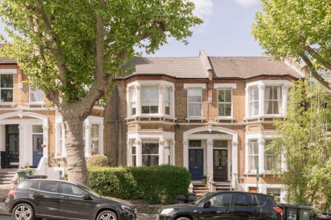 Jerningham Rd, New Cross, SE14 2 bed flat for sale