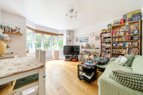 Hastings Road, Ealing, London 1 bed apartment for sale