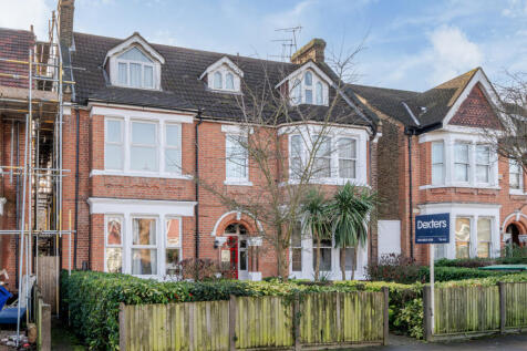 Creffield Road, London 2 bed apartment for sale