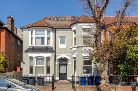 Hastings Road, London 2 bed apartment for sale