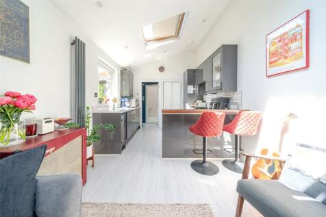 Eaton Rise, London 2 bed bungalow for sale