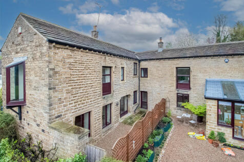 Dogley Villa Court, Penistone Road... 3 bed barn conversion for sale