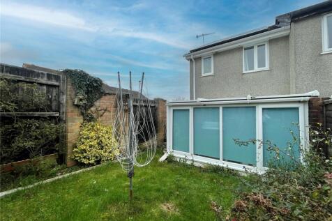 Kynance Close, Cornwall PL11 2 bed end of terrace house for sale