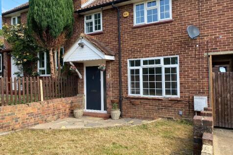 Beddington Road, Orpington, Kent, BR5... 3 bed terraced house for sale