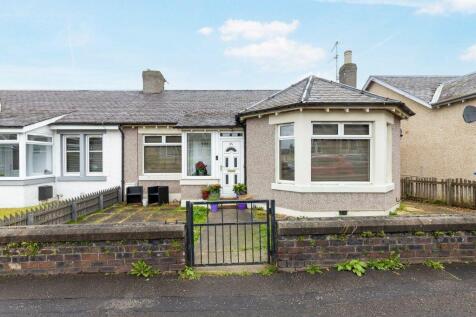 4 bedroom semi-detached bungalow for sale